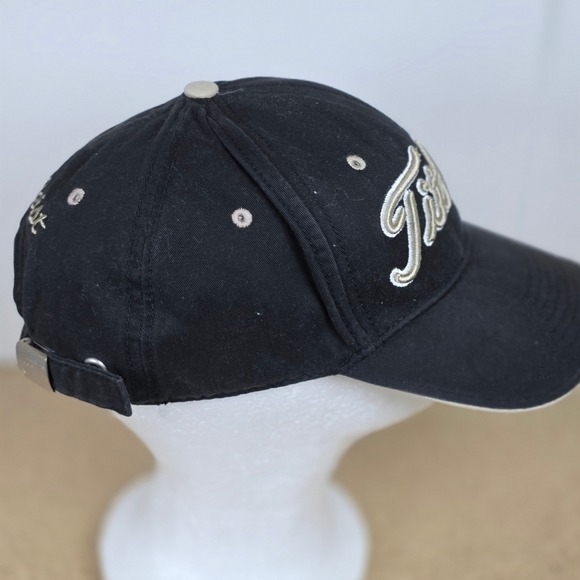 Titleist Black Golf Cap Hat Adjustable Strap Embroidered Logo by New Era - Picture 4 of 9